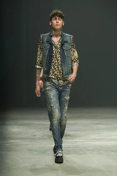 Look 56